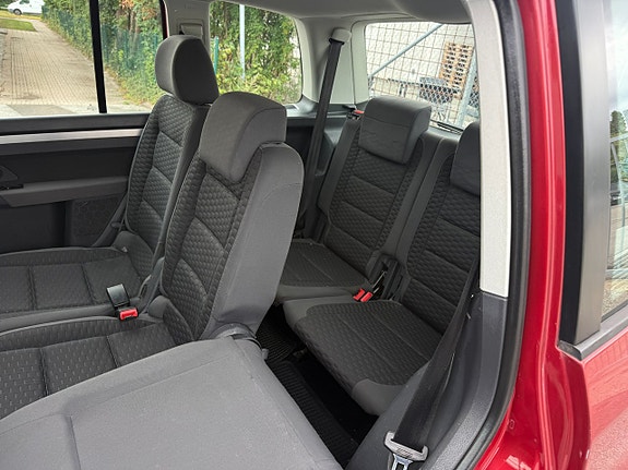 Volkswagen Touran 11 of 13