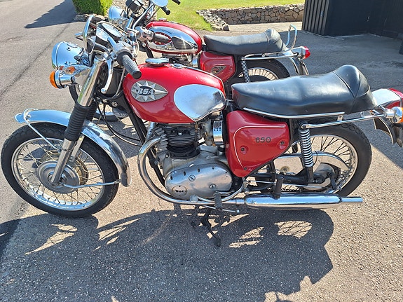 BSA A65 Lightning 2 of 5
