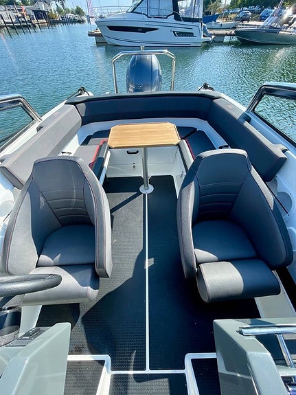 Yamarin 64 BR Cross Yamaha F150 DETX 4 of 6