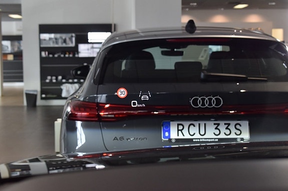 Audi Q8 9 of 9