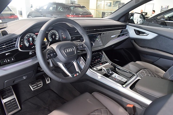 Audi Q8 4 of 9