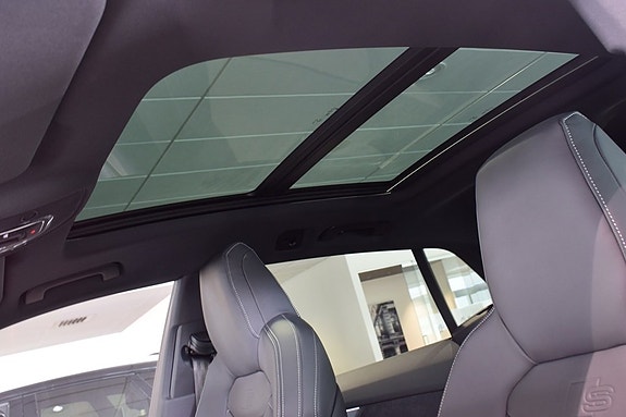 Audi Q8 6 of 9
