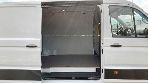 Volkswagen Crafter 11 of 15
