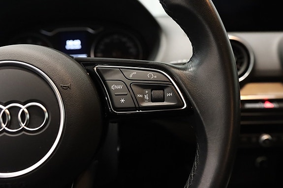 Audi Q2 12 of 18
