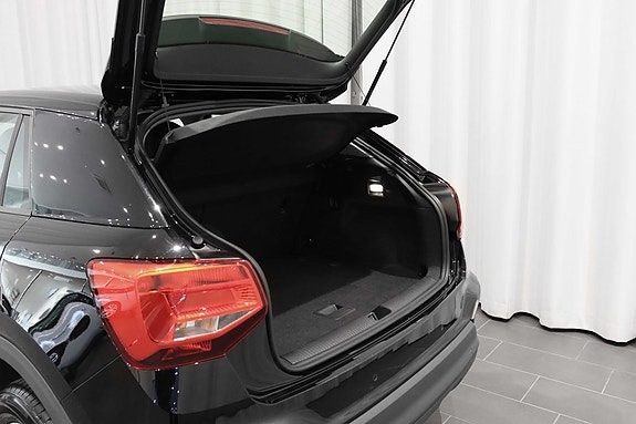 Audi Q2 5 of 18