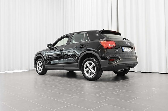 Audi Q2 3 of 18