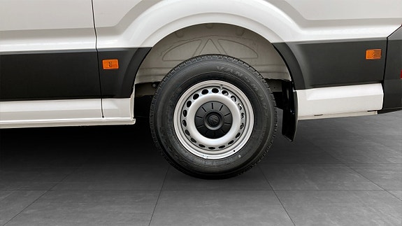 Volkswagen Crafter 6 of 12