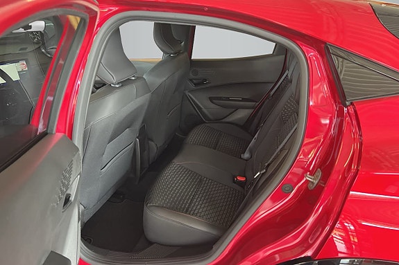 Renault Clio 9 of 11