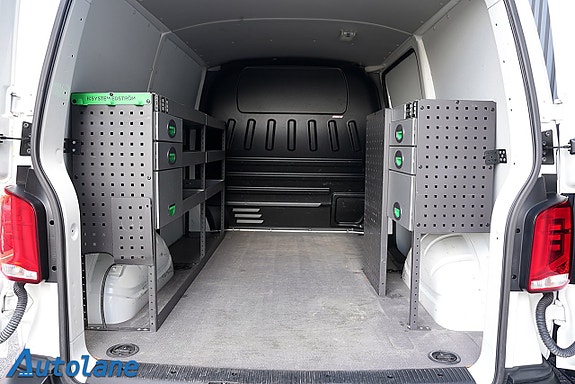 Volkswagen Transporter 17 of 19