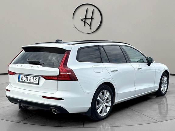 Volvo V60 5 of 17