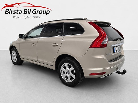 Volvo XC60 5 of 30