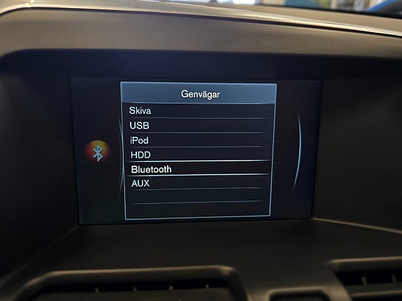 Volvo XC60 24 of 30
