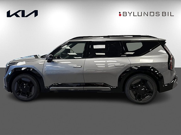Kia EV9 4 of 21