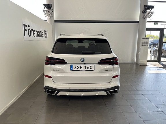 BMW X5 15 of 17