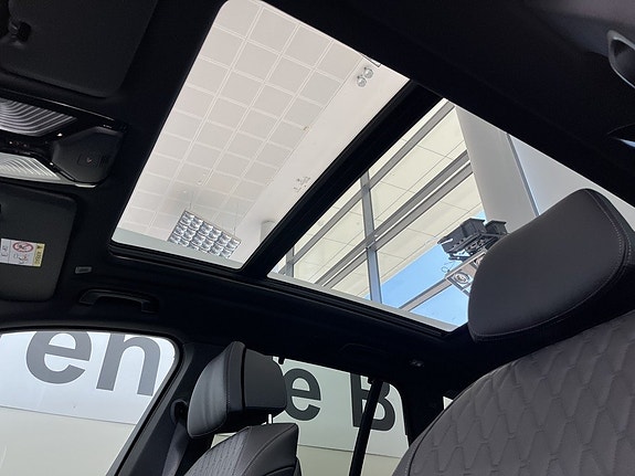 BMW X5 9 of 17