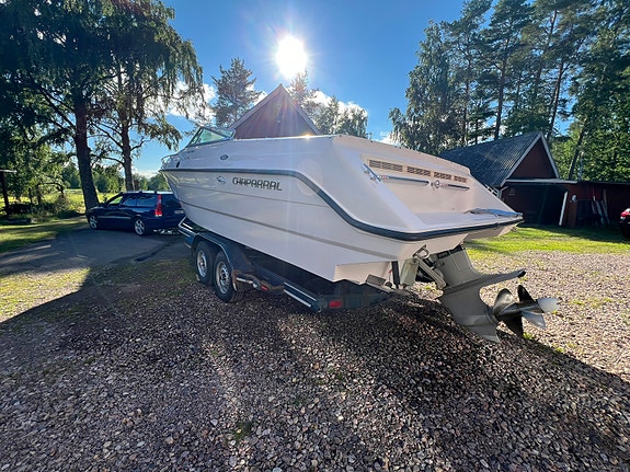 Chaparral 2550sx 2 of 5