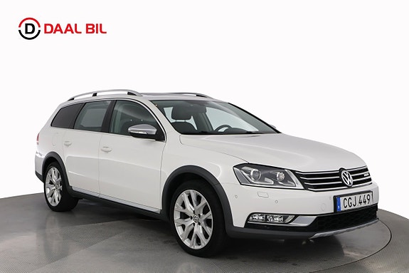 Volkswagen Passat Alltrack 3 of 25