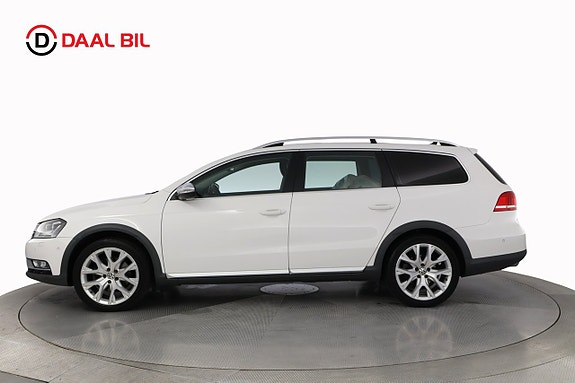 Volkswagen Passat Alltrack 9 of 25