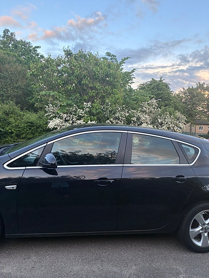 Opel Astra 3 of 12