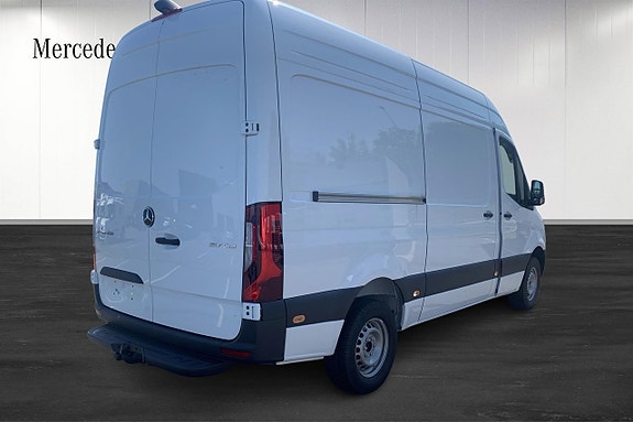 Mercedes-Benz Sprinter 317 4 of 11