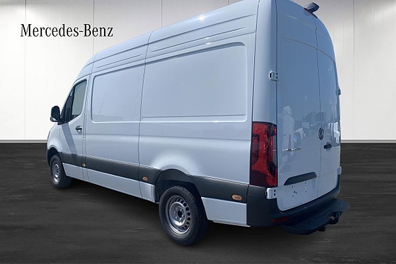 Mercedes-Benz Sprinter 317 2 of 11