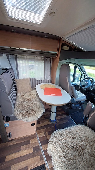 Knaus Knaus 10 of 10