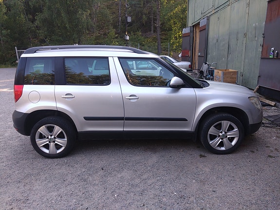 Skoda Yeti 3 of 8