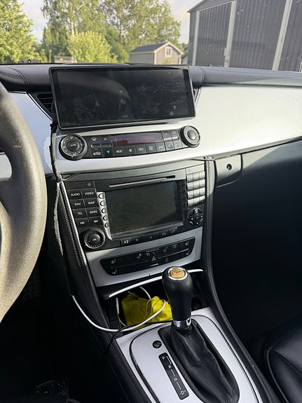 Mercedes-Benz CLS500 5 of 10