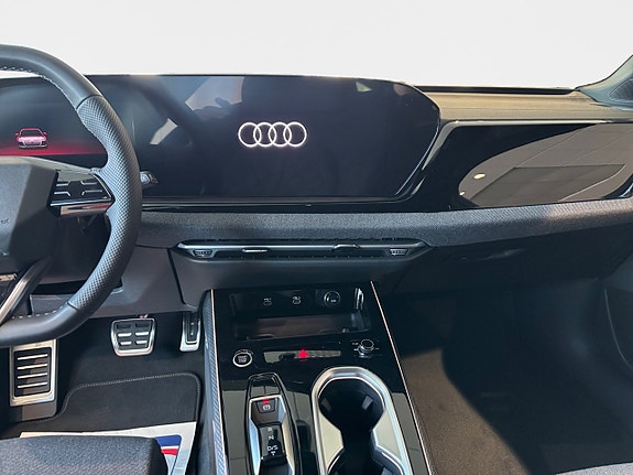 Audi A6 8 of 12