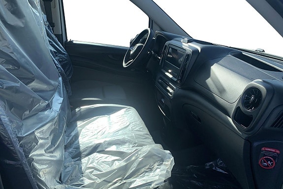 Mercedes-Benz Vito 114 9 of 11