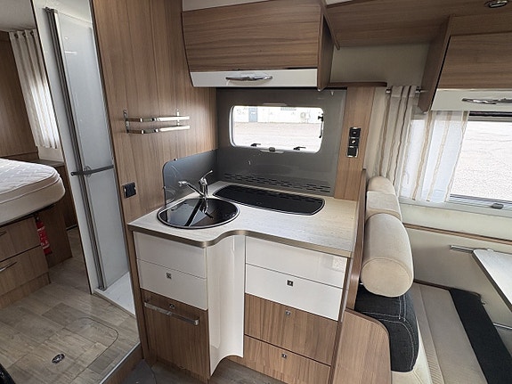 Pilote P746 C (Queensbed) 6 of 12