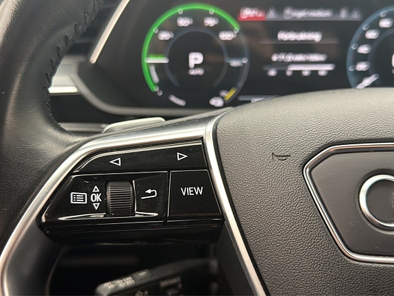Audi e-tron 23 of 30
