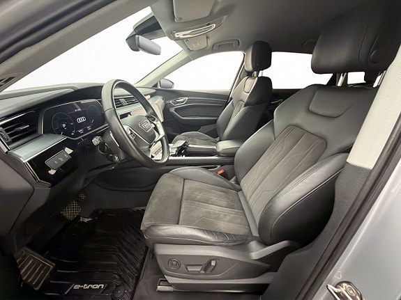 Audi e-tron 15 of 30