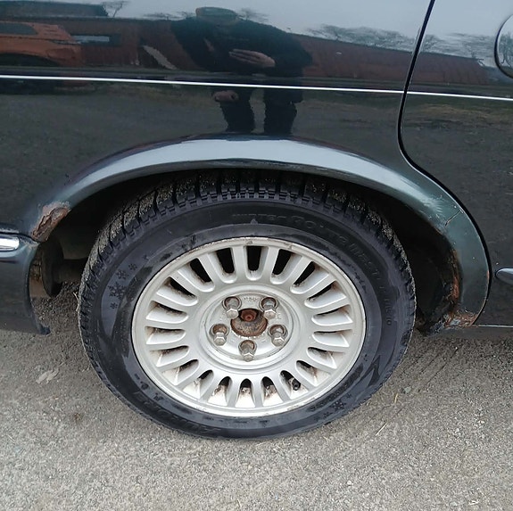 Jaguar XJ 6 of 8