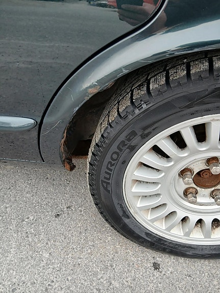 Jaguar XJ 5 of 8