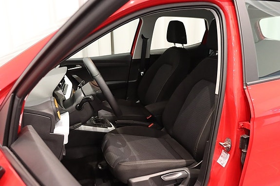 Seat Arona 7 of 17