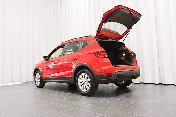 Seat Arona 4 of 17