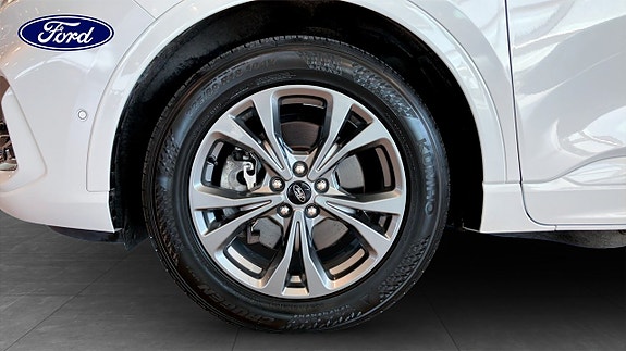 Ford Kuga 9 of 9