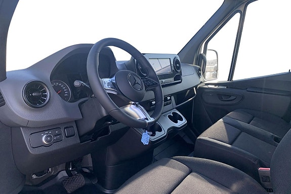 Mercedes-Benz Sprinter 317 11 of 11