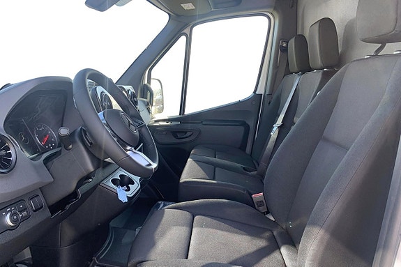 Mercedes-Benz Sprinter 317 8 of 11