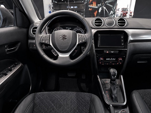 Suzuki Vitara 6 of 9