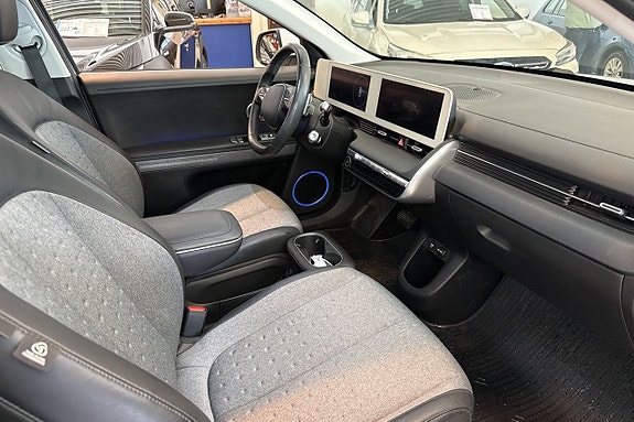 Hyundai Ioniq 5 12 of 19