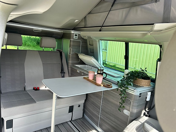 Volkswagen California Ocean 18 of 24