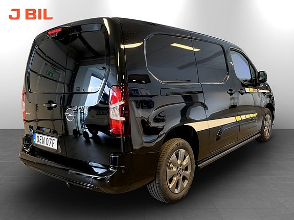Opel Combo 2 of 18
