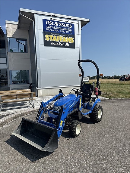 New Holland Boomer 25 C