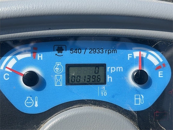 New Holland Boomer 25 C 14 of 15