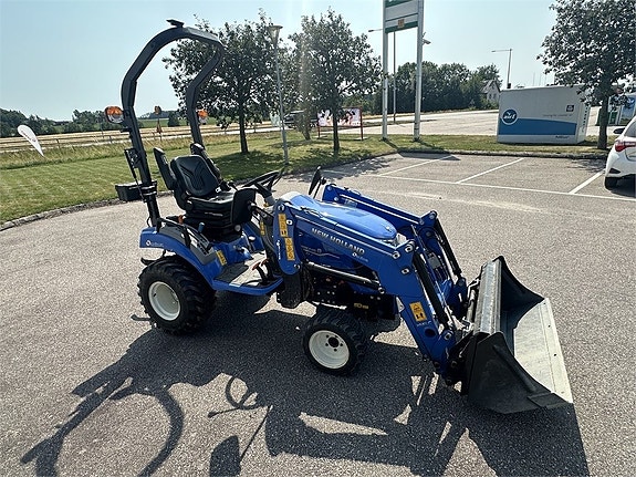 New Holland Boomer 25 C 6 of 15