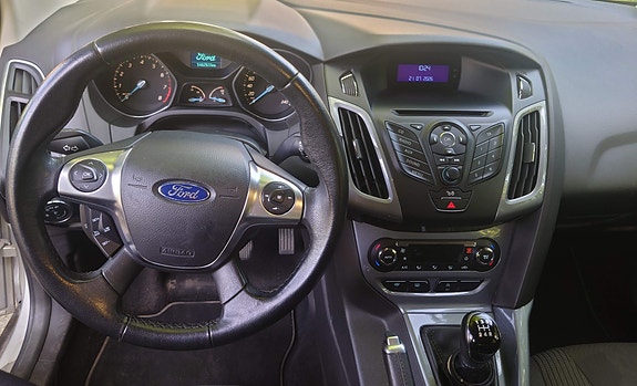 Ford Focus 4 of 5