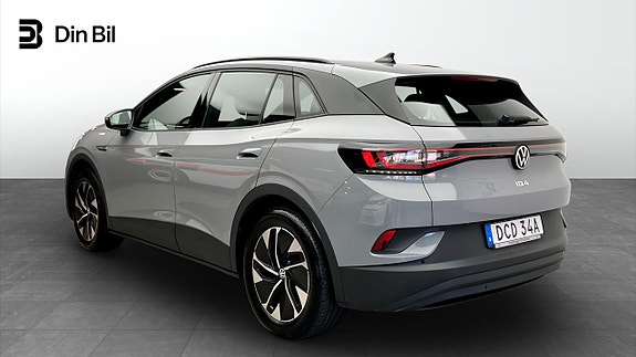 Volkswagen ID.4 3 of 13