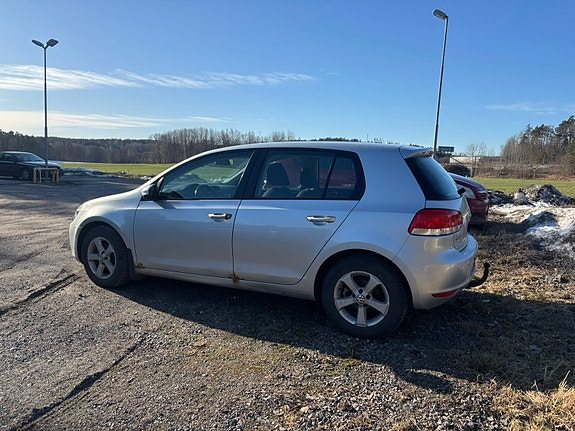 Volkswagen Golf VI 2 of 4